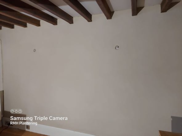 Lime plastering